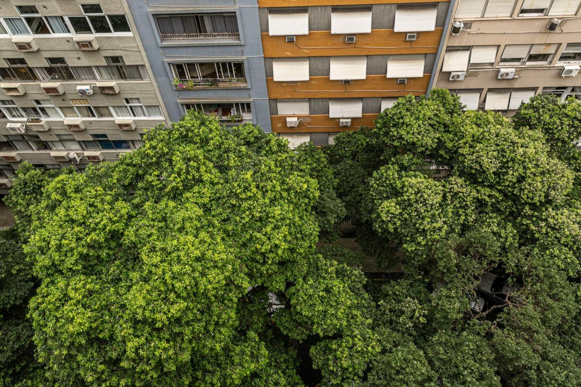 Completo A 400m Da | Sl 363/1009 Rio de Janeiro
